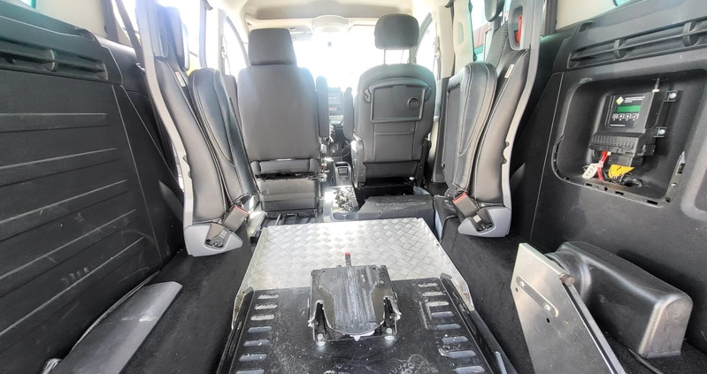 Peugeot Partner cena 59900 przebieg: 51819, rok produkcji 2016 z Dukla małe 379